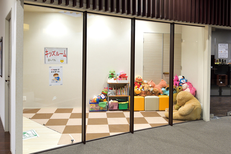 フリエホール月寒写真